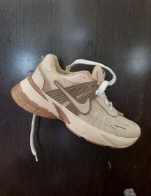 تصویر کتونی دخترونه ۱۰۲۵ 