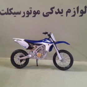 تصویر ماکت موتور کراس یاماها YZ 450 با تمام جزئیات موتور اصلی 