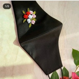تصویر ماسک پارچه ای گل دوزی 