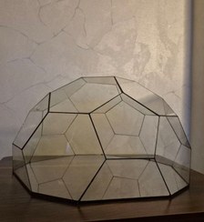 تصویر شیشه تراریوم مدل لاکپشتی یا توپ نصفه 