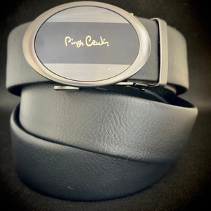 تصویر فروشگاه چرم فرشید