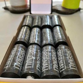 تصویر قرقره سفید ۱۲ تایی 