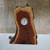 تصویر ساعت رومیزی چوبی 