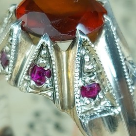 تصویر انگشتر نقره دستساز مدل هشت ترک جواهری گارنت سرخ Handmade silver garnet ring