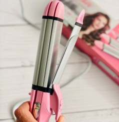 تصویر اتومو ۴ کاره دارای 4 صفحه متفاوت فر عربی ،اتو مو ،ویو مو ،بابلیس درشت کارایی:صاف کردن و فر کردن موی سر دارای سیم گردان 360 درجه 