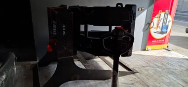 تصویر رول گیر لیفتراک Paper Roll Clamp