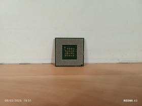 تصویر سی پی یو اینتل مدل CELERON 2. 