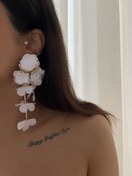 تصویر گوشواره گل آویز دار طلایی 