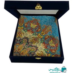 تصویر رومیزی ترمه یزد مدل زرتاج به همراه جعبه هدیه جیر 