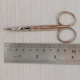 تصویر قیچی گلدوزی 