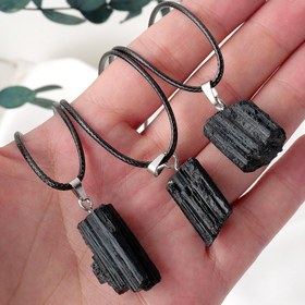 تصویر گردنبند سنگ مدل تورمالین سیاه 