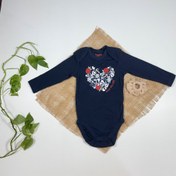 تصویر بادی نوزادی دخترانه آستین بلند برند لوپیلو طرح قلب توت فرنگی سرمه ای رنگ - 2 تا 6 ماه 