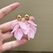 تصویر گوشواره پولکی صورتی 