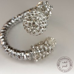 تصویر حلقه دستمال مارپیچ نگین دار نقره ای 