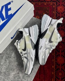 تصویر کتونی نایک Nike v2k
