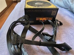 تصویر پاور 700w green 80 plus gold hp series 