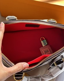 تصویر کیف آلما قهوه ای 