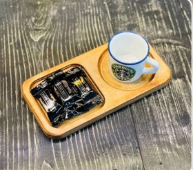 تصویر زیر لیوانی چوبی 