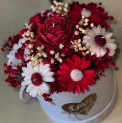 تصویر باکس شمع بابونه و آلاله‌ی ولنتاینی 