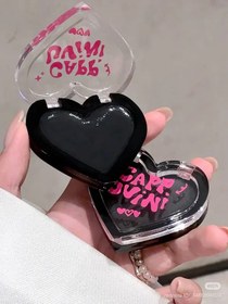 تصویر رژگونه جادویی سیاه 