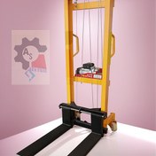 تصویر استاکر وینچی با ظرفیت های مختلف از ۴۰۰ کیلو گرم آریا استاکر Electric stacker Aria Stacker winch with capacity from 400 kg to 800 kg