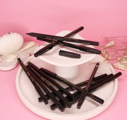 تصویر مداد چشم مشکی پوکه بلند پورگ کلاژن Porg collagen eye pencil مداد چشم مشکی پوکه بلند پورگ کلاژن Porg collagen eye pencil