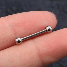 تصویر پرسینگ زبان لپ گوی ساده 