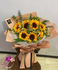 تصویر دسته گل تبریک آفتابگردان 