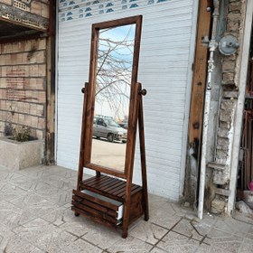 تصویر آینه قدی چوبی کشو دار 