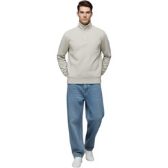 تصویر نیم زیپ داخل کرک، رنگ استخوانی بیسیک از zara کد ۱۵۰ 