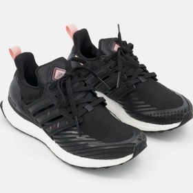 تصویر کفش دویدن دخترانه با بند و لوگوی برند، مشکی/صورتی برند Adidas Kids Girl Lace Up Brand Logo Running Shoes, Black/Pink