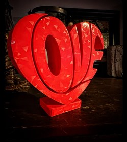 تصویر تندیس قلب طرح LOVE 