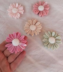 تصویر شمع گل بابونه صورتی و سفید 