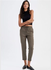 تصویر شلوار چهارخانه با کمر بنددار و فیت راست برند Defacto Straight Fit Tie Waist Check Patterned Trousers