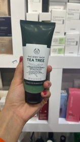 تصویر اسکراب پاک کننده صورت درخت چای بادی شاپ مرطوب کننده و آبرسان بادی شاپ | The Body Shop