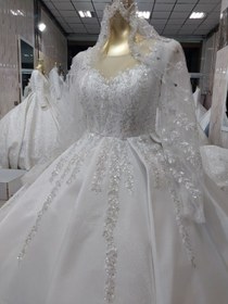تصویر لباس عروس ساتن کار شده ا bride dress bride dress