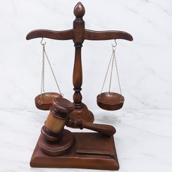 تصویر ست ترازو و چکش عدالت وارداتی پلی استر باکیفیت 