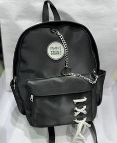 تصویر کوله پشتی فانتزی دانشجویی زنجیر دار اسپرت Student backpack with sports chain