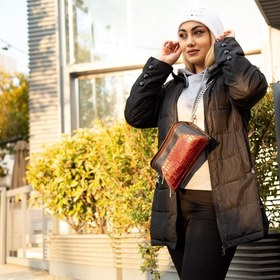 تصویر کیف دوشی-کمری چرم استندآپ 