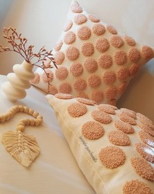 تصویر کوسن توپی پانچدوزی فانتزی Cushion