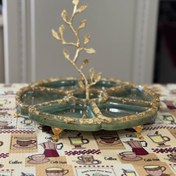 تصویر اردوخوری با پایه برنجی 