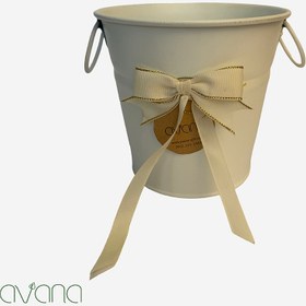 تصویر سطل فلزی سفید 