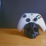 تصویر استند دسته Xbox طرح جمجمه Xbox Controller Stand Holder skull