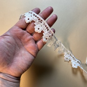 تصویر گیپور سفید/مشکی طرح گل – کد JIB-238 