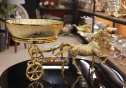 تصویر آجیل خوری آلومینیومی مدل کالسکه اسب رنگ سیلور و طلایی - طلایی 