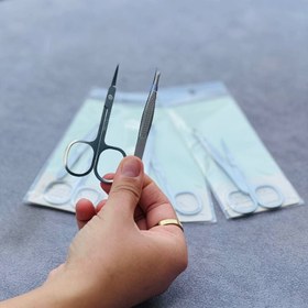 تصویر ست موچین و قیچی 