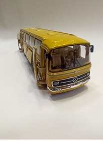 تصویر مدل خودرو مرسدس اتوبوس فلزی با چراغ و صدا از ترکیه Karsan Oyuncak 