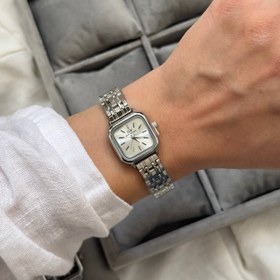 تصویر ساعت دی دبلیو 