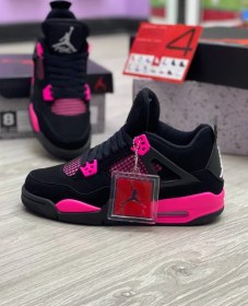 تصویر کفش اسپرت زنانه برند نایک مدل جردن 4 بلک پینک NIKE JORDAN 4 Black Pink کد 100085 