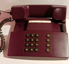 تصویر تلفن رومیزی زیگنو یک استوک آلمان، کاملاً سالم